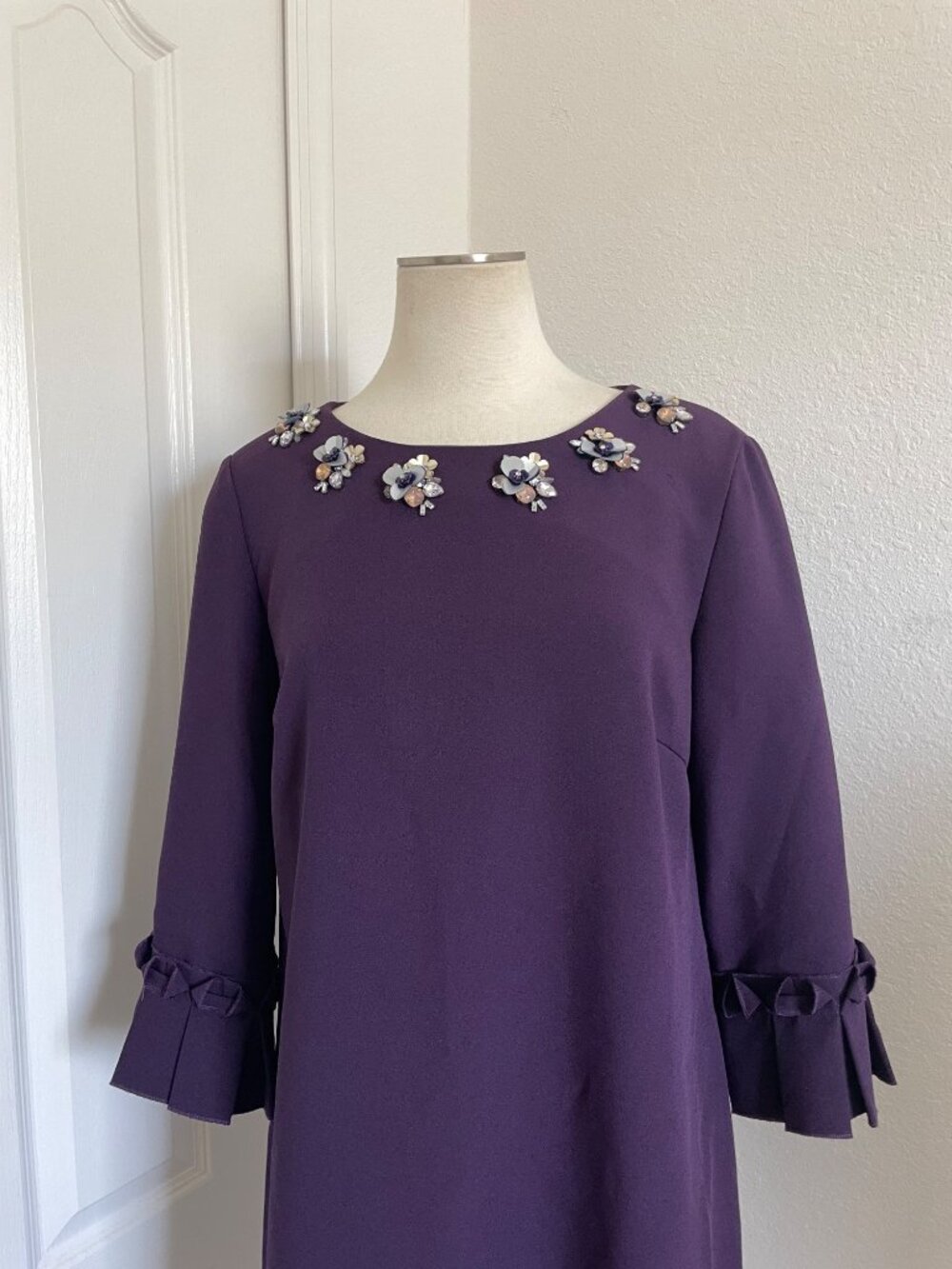 Tahari ASL Embellished Neck Stretch Crepe Mini Dress Pleated Bell Sleeves 10 - Picture 4 of 13